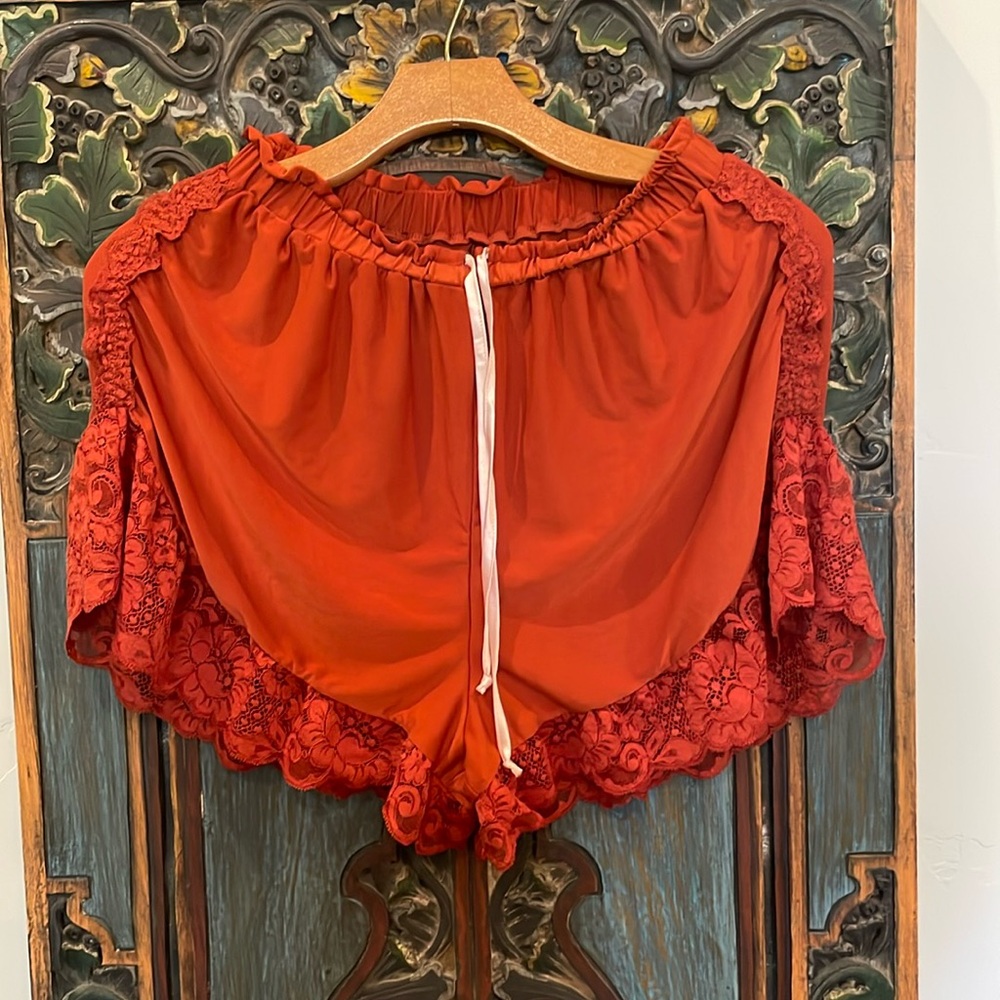 NWOT WOMEN’S Soft Sleep Shorts w Lace Detail Reddish Orange Women’s S/M